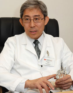 Dr. Daniel Wu